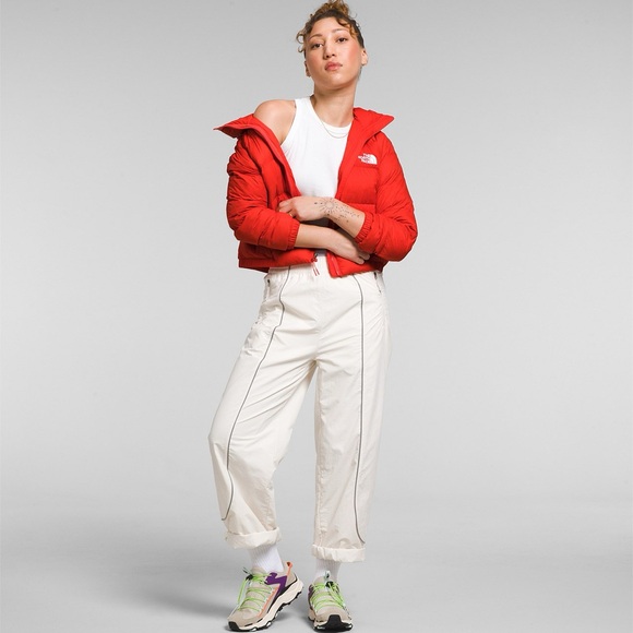 The North Face Women's Hydrenalite ™ Down Hoodie Size Small in Fiery Red - Picture 3 of 10